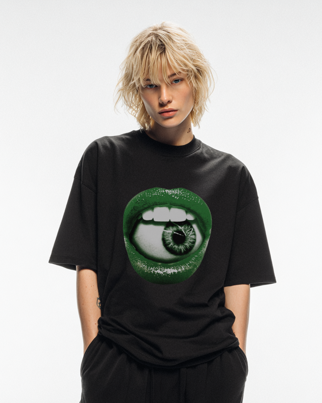 LIP EROTICA OVERSIZED T-SHIRT